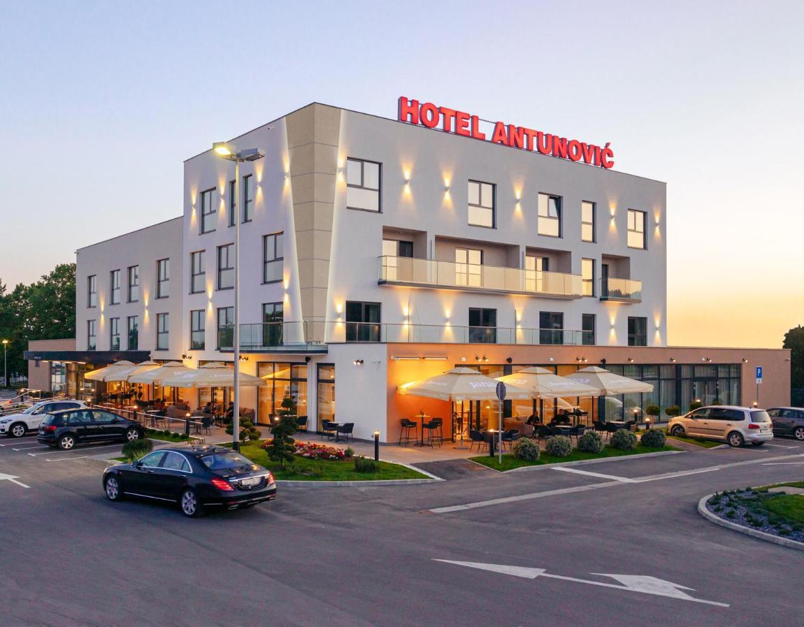 Antunovic Hotel East Sesvete Kültér fotó