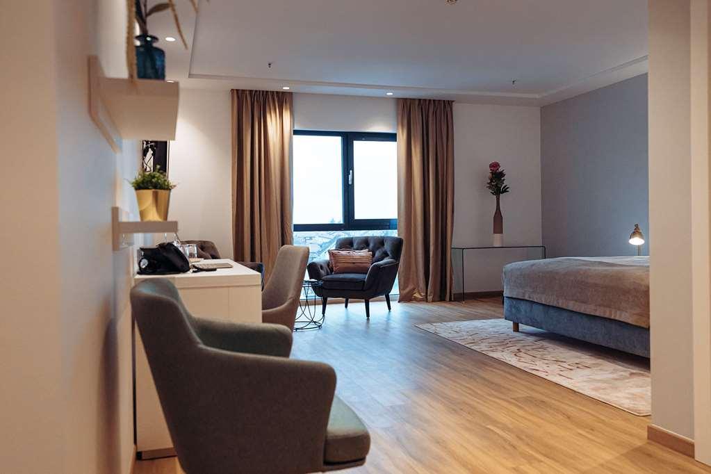 Antunovic Hotel East Sesvete Szoba fotó