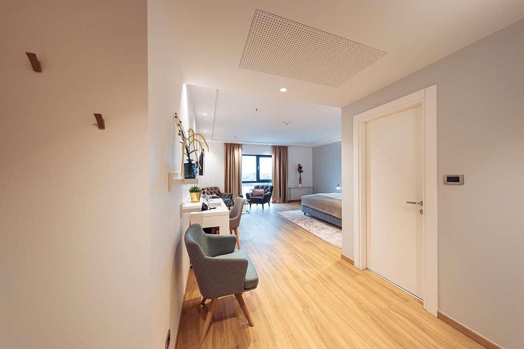Antunovic Hotel East Sesvete Felszereltség fotó