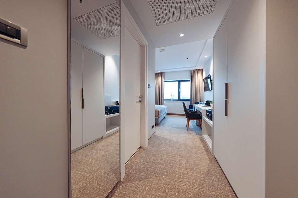 Antunovic Hotel East Sesvete Létesítmények fotó