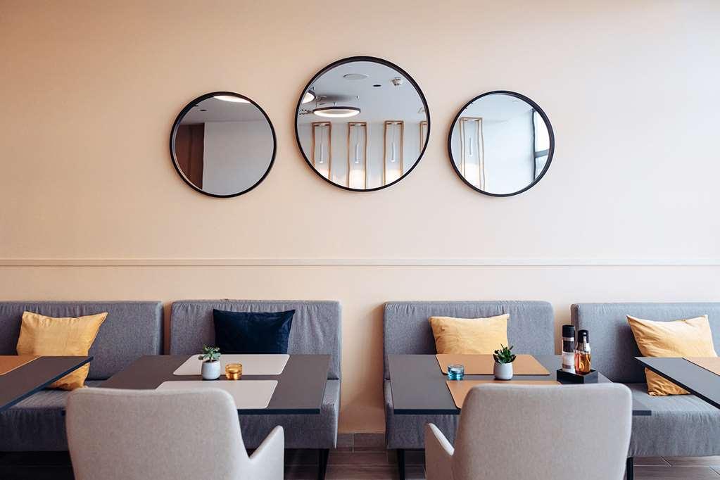 Antunovic Hotel East Sesvete Felszereltség fotó